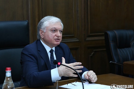 Налбандян не исключает возврат не угрожающих безопасности Арцаха территорий
