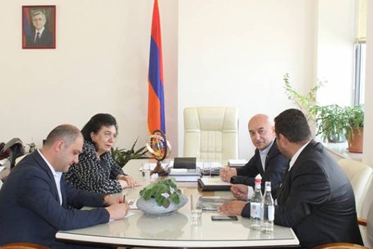 Հրանուշ Հակոբյանն ընդունել է ՀԲԸՄ կենտրոնական վարչական ժողովի անդամներին