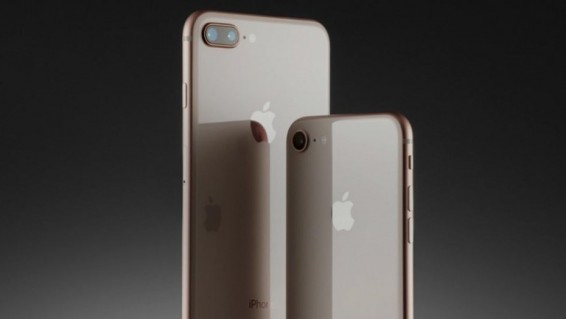 iPhone 8 Plus взорвался при зарядке на третий день работы
