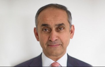 Լորդ Դարզին՝ «Ավրորա» մրցանակի ընտրող հանձնաժողովի անդամ