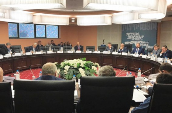 ՀԱՊԿ ԽՎ-ի նախաձեռնությամբ Երևանում անցկացվում են հիբրիդային պատերազմների դեմ պայքարին նվիրված խորհրդարանական լսումներ