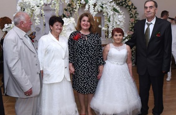 Photo. Թիվ 1 տուն-ինտերնատում այսօր երկու հարսանիք է տեղի ունեցել