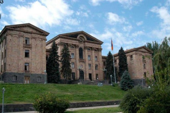 Ուղիղ միացում. Ակցիա ԱԺ-ի մոտ՝ ընդդեմ ՀՕՊ համաձայնագրի