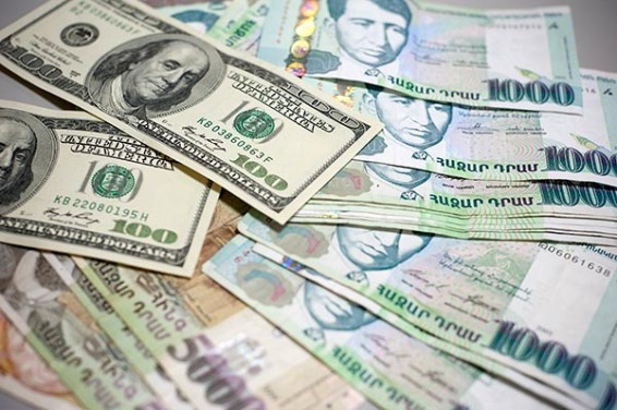 Դոլարի ու եվրոյի փոխարժեքներն աճել են