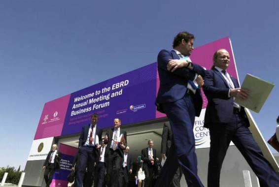 ՎԶԵԲ-ը փակում է ՌԴ-ում գործող գրասենյակների մեծ մասը