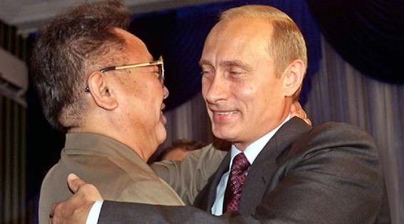 Ким Чен Ир рассказал Путину о наличии у КНДР атомной бомбы еще в начале 2000-х годов