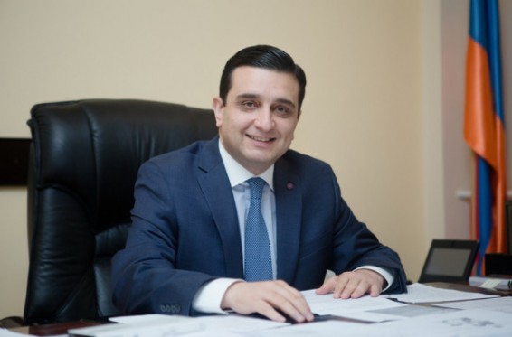 Հայաստանի բժշկական կրթությունը ներկայացված է շուրջ 40 երկրում, որտեղ հաջողությամբ աշխատում է ԵՊԲՀ-ի 8000 շրջանավարտ. Արմեն Մուրադյան