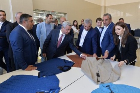 VIDEO. Photo. Գործարկվել է «Ալեքս տեքստիլ»-ի գործվածքի նոր արտադրամասը