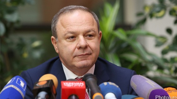 Глава Минздрава Армении Л. Алтунян: Да, некоторые услуги Службы Скорой помощи должны стать платными