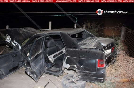 Արարատում 38-ամյա վարորդը LADA 110-ով բախվել է թունաքիմիկատների խանութի կառուցատարրերին և էլեկտրասյուներ տապալել. կան վիրավորներ. Shamshyan.com