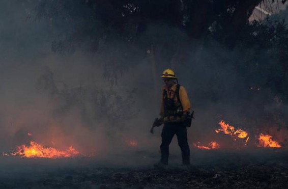 Առնվազն 10 մարդ է զոհվել Կալիֆոռնիայում մոլեգնող անտառային հրդեհներից
