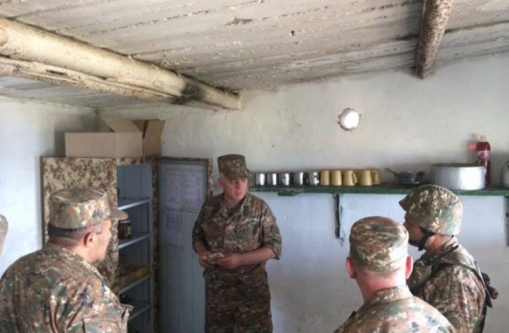 Որակյալ սնունդ ապահովելու համար մարտական դիրքերում ուսումնասիրություններ են իրականացվում. ԱՀ նախագահի խորհրդական