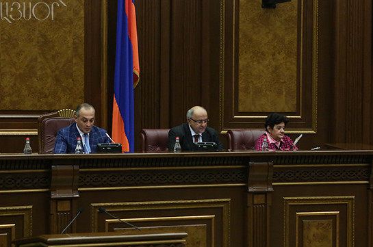 Թվում է՝ դպրոցների հարևանությամբ գտնվող բարձրահարկերը կառուցվել են, որ աղետի դեպքում քանդվեն դպրոցի գլխին. Կարինե Դանիելյան