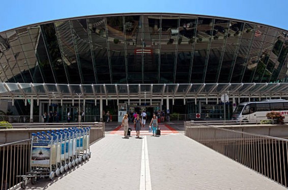 Նիցցայի օդանավակայանում ուղևորներին կսպասարկի ռոբոտ-օգնականը