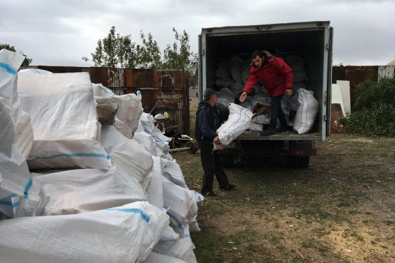 Ամերիկահայ բարերարներն օգնության ձեռք են մեկնում գյումրեցի անօթևան ընտանիքներին