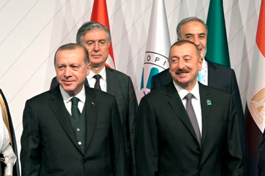 Իլհամ Ալիևը՝ Ստամբուլում D-8 գագաթնաժողովում