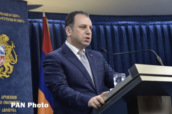 Կամավորականությունն ավարտվում է զինկոմիսարիատի դռան մոտ. Վիգեն Սարգսյան