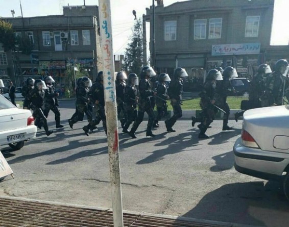 haqqin.az: Южный Азербайджан утонул в беспорядках: толпа сжигает