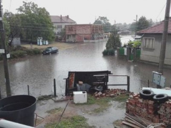 Բուլղարիայի հարավ-արեւելքում տեղատարափ անձրեւների հետեւանքով 3 մարդ է զոհվել