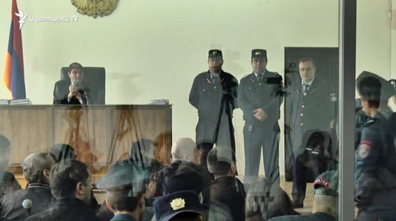 Միջնորդում ենք՝ դատախազությունը կատարի օրենքով սահմանված իր պարտականությունը. ՊՊԾ գնդի գրավման գործով փաստաբան