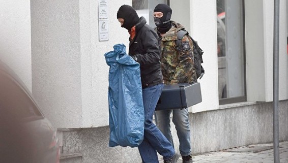 В немецкой полиции рассказали о состоянии чиновницы, взятой в заложники