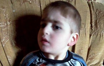 Մաստարայում ապրող 4 զավակ ունեցող սոցիալապես անապահով ընտանիքին փոքրիկի բուժման համար գումար է անհրաժեշտ