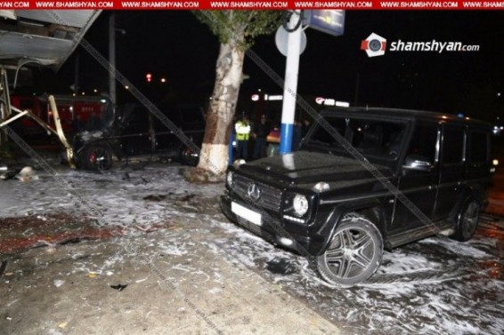 Խոշոր վթար-հրդեհ «Հարսնաքար»-ի մոտ բախվել են Honda-ն ու «Մերսեդես G63»-ը. վերջինը վերածվել է մոխրակույտի
