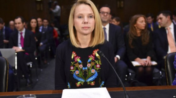 Экс-глава Yahoo извинилась за утечку данных и обвинила российских хакеров