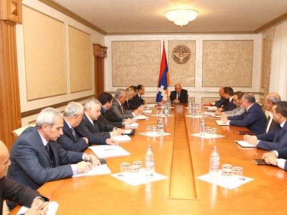 Բակո Սահակյանը խոսել է Արցախում շինարարության որակի, ճարտարապետական տեսքի մասին