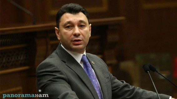 «Нужно дать народу не рыбу, а удочку»: Э.Шармазанов призвал депутатов НС Армении поддержать проект госбюджета на 2018 г.