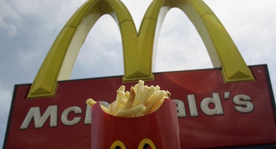 Буря в стаканчике McDonald's: армяне не дадут себя 