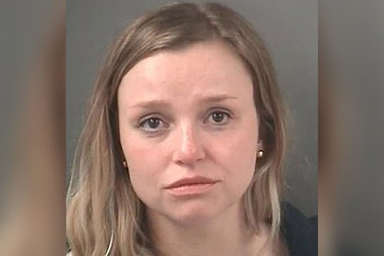 Ուսուցչուհին ձերբակալվել է 2 դպրոցականի հետ օրալ սեքսի համար