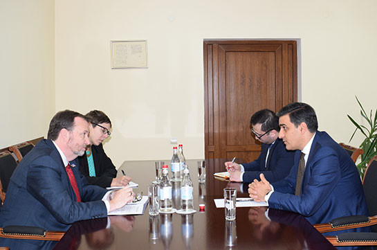 ԱՄՆ դեսպանը այցելել է Մարդու իրավունքների պաշտպանին