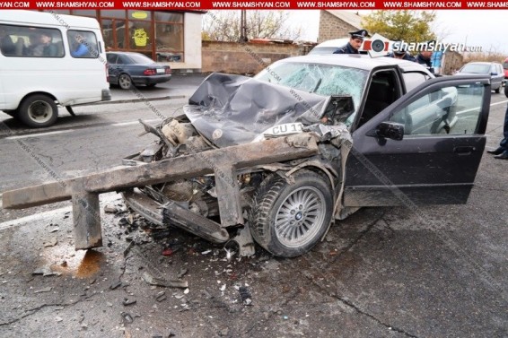 Խոշոր վթար Փարաքարում. BMW-ն մխրճվել է բեռնատարի մեջ