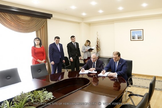 Video. Ստորագրվել է Բաբաջանյան-Աշտարակ նոր ճանապարհահատվածի շինարարական աշխատանքների իրականացման պայմանագիրը