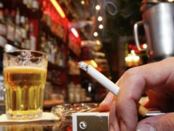 Ավստրիայի իշխանությունները բարերում եւ ռեստորաններում ծխելու արգելք չեն սահմանի