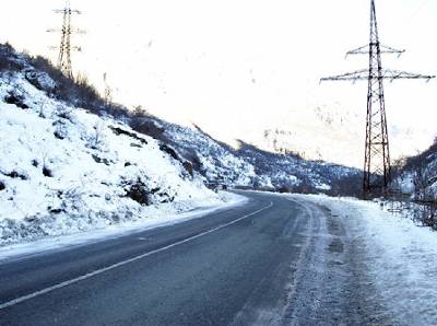 Ճանապարհների վիճակը. տեղ-տեղ առկա է մերկասառույց