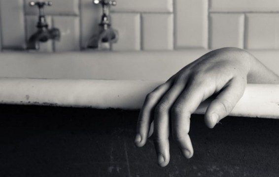 Մոսկվայում դպրոցականը լոգարանում iPhone-ը լիցքավորելու ժամանակ էլեկտրահարվել և մահացել է