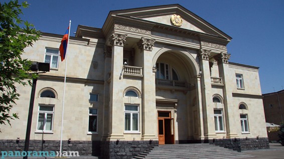 Նախագահն ԱԺ ընդունած օրենքներ է ստորագրել