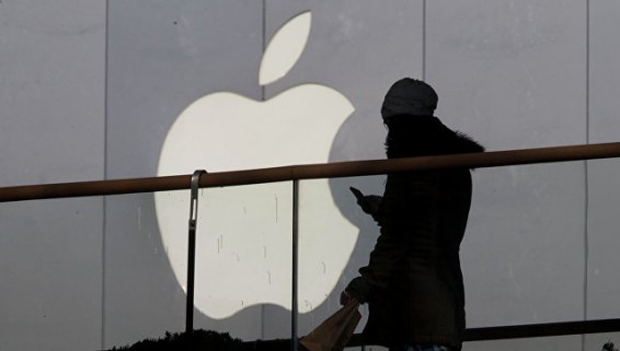 Жители США подают иски против Apple, намеренно замедляющей старые iPhone