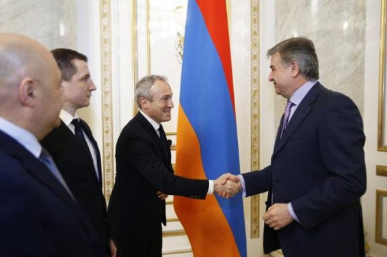 Կարեն Կարապետյանն ընդունել է Philips Lighting ընկերության փոխնախագահին
