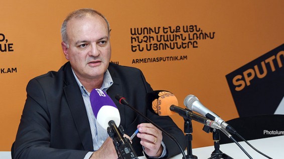 Քաղտեխնոլոգը վերլուծում է, թե որ կուսակցությունն ով է