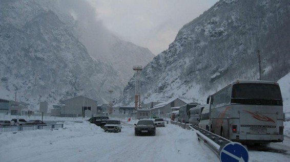 Լարսի անցակետի ռուսական կողմում կուտակված է 395 բեռնատար