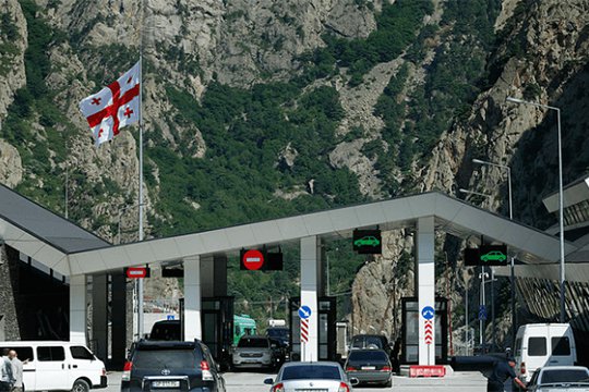 Ստեփանծմինդա-Լարս ավտոճանապարհը բաց է միայն թեթև մարդատար մեքենաների համար