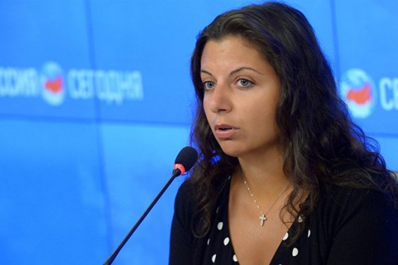 Մարգարիտա Սիմոնյանը խորհուրդ է տվել «բագետը պաշտպանող Մակրոնին» ընթերցել Սահմանադրությունը