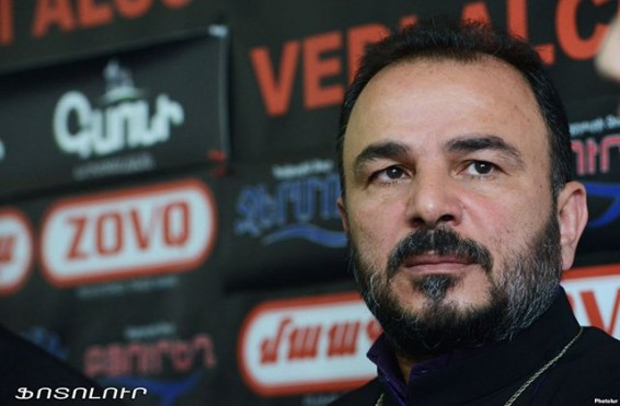 «Սարկավագուհիների ավանդույթի վերականգման հարցում պետք է զգույշ լինել». Վահրամ քահանա Մելիքյան