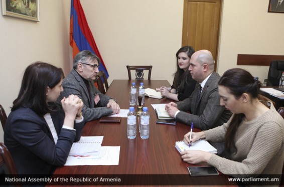 «Խորհրդարանական վերահսկողությունը կբարձրացնի միջազգային պայմանագրերի իրագործման արդյունավետությունը». Արմեն Աշոտյան