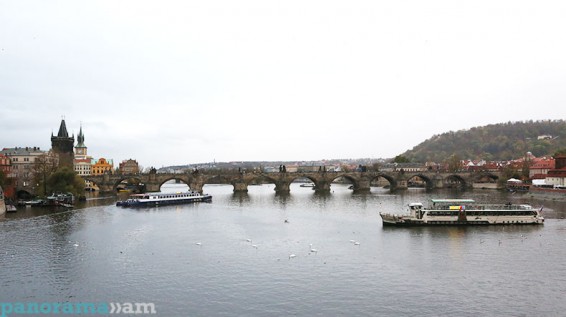 Պրահայի հայտնի Կառլով կամուրջը վատ վիճակում է