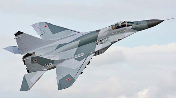 Летчики истребителей МиГ-29 российской авиабазы в Армении отработали уничтожение объектов ПВО противника