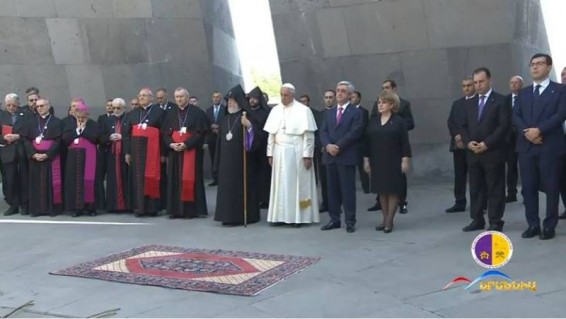 Live. Հռոմի պապի այցը Ծիծեռնակաբերդի հուշահամալիր